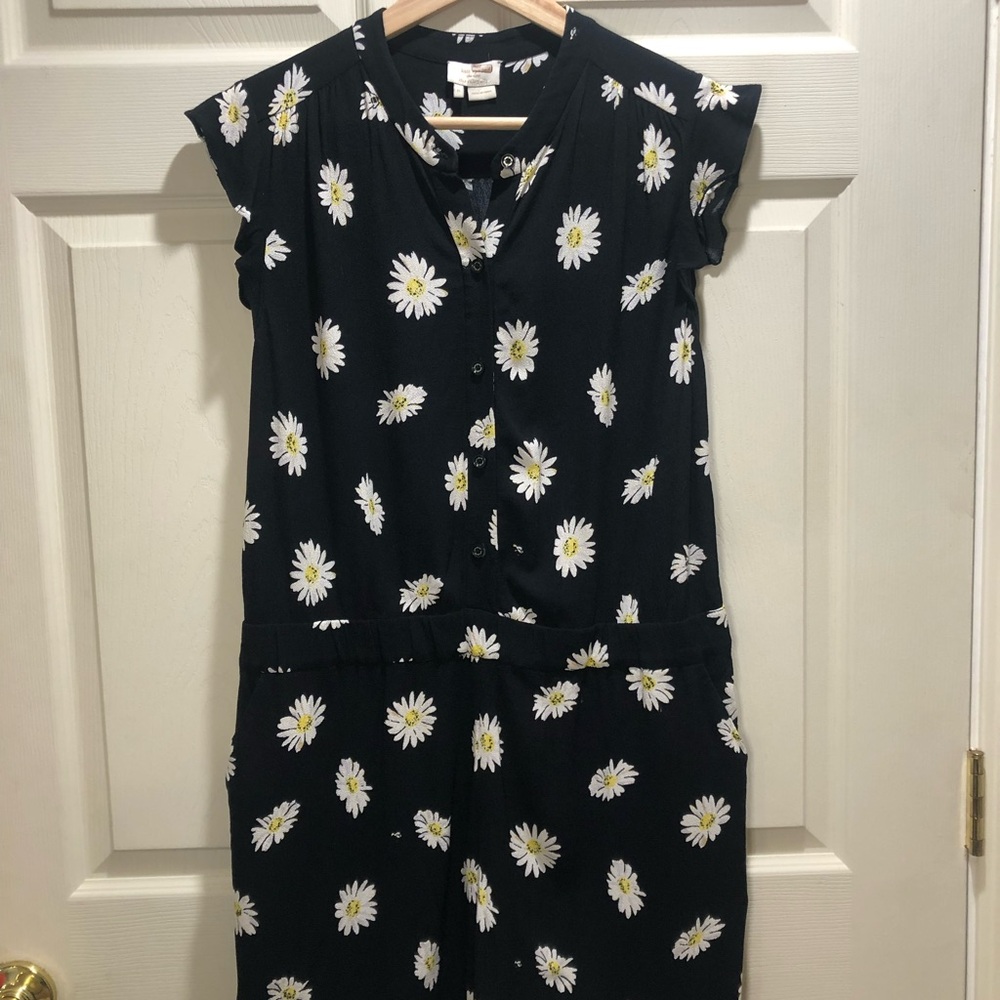 Kate Spade White and Black Flutter Sleeve Midi Sundress